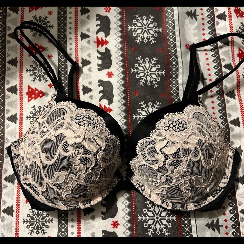 Victorias Secret Very Sexy Push Up Bra